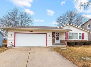 1422 N 9th St, Manitowoc, WI 54220