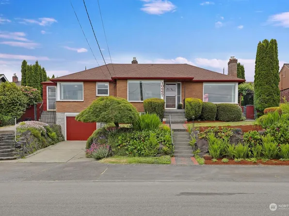 10665 Forest Avenue S, Seattle, WA 98178