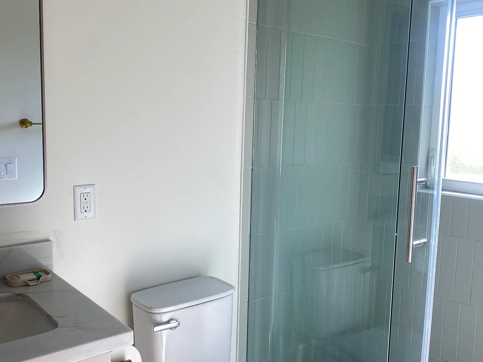 1 bed, 418 sqft, $2,600 — Photo 3