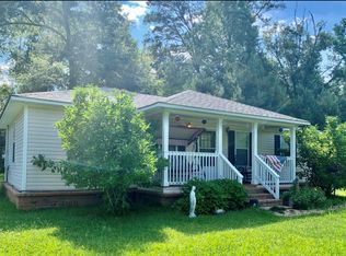 1009 Hood Rd, Summit, MS 39666