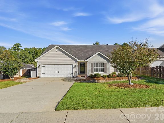 2nd image of 2008 Stepping Stone Ln