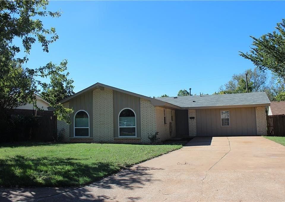 1st image of 2601 Edgewood Dr