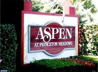 512 Aspen Dr, Plainsboro, NJ 08536