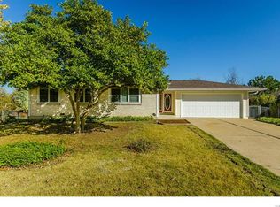 1330 Ticonderoga Dr, Saint Peters, MO 63376