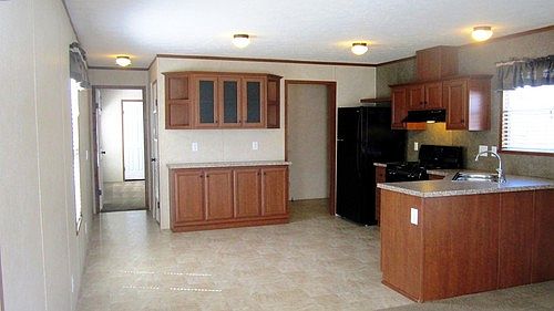 1st image of 876 Buttonwood Dr