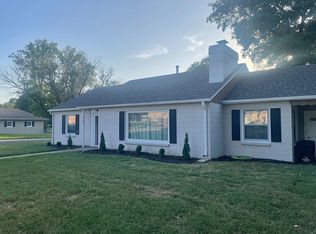 2301 6th St, Clay Center, KS 67432