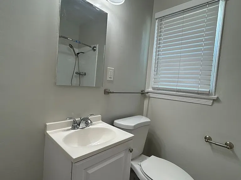 1133 Locust Ave Long Beach, Ca 90813-3262 — Photo 12