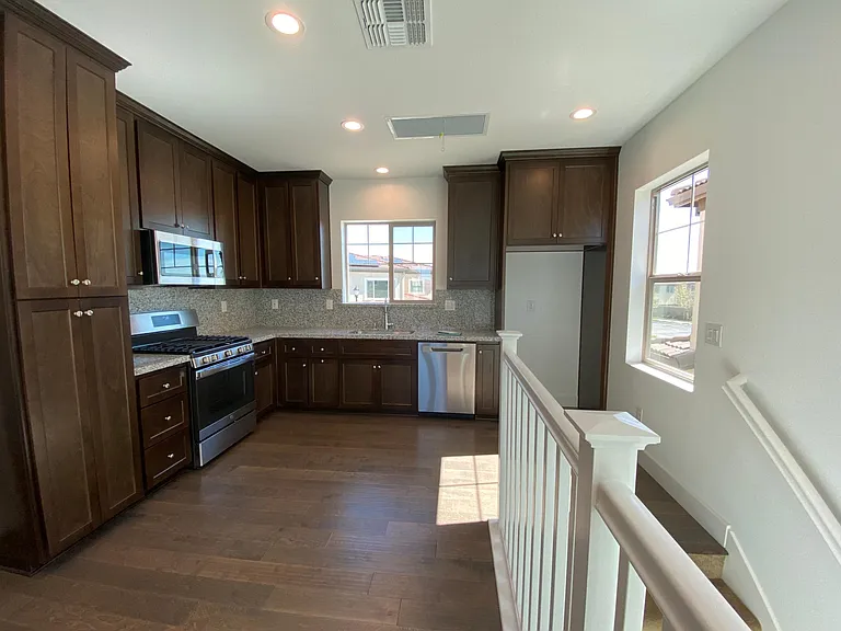 1208 S Ross Ct — Photo 8