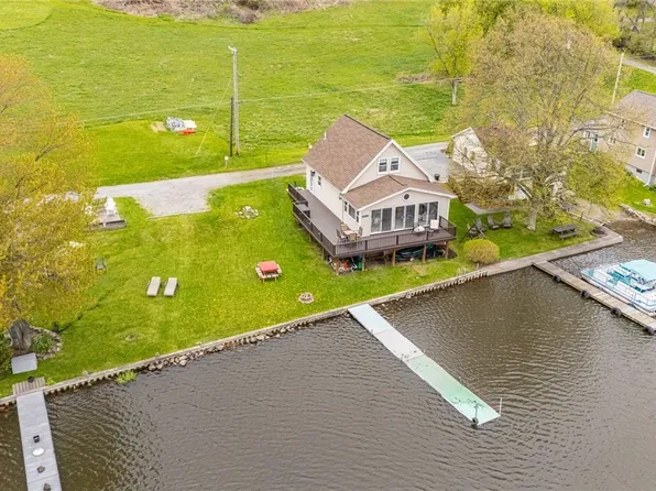 6277 Lakes End Ln, Honeoye, NY 14471