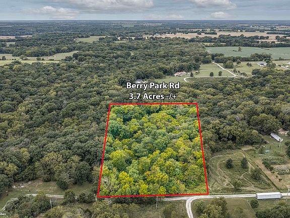 2nd image of Berry Park Rd