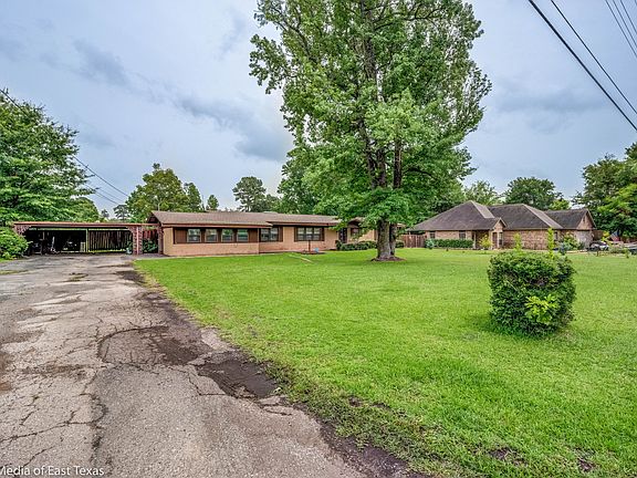 3rd image of 1711 Courtney Ln