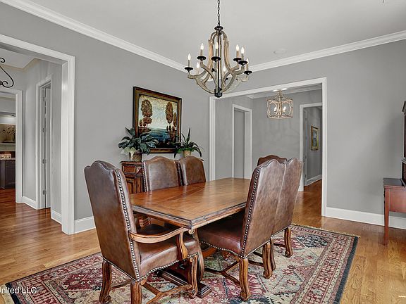 5th image of 6272 Valley Oaks Dr