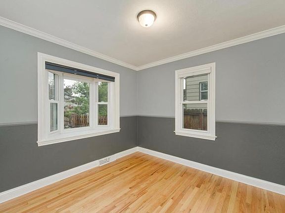 2nd Bedroom with Bay window and blackout shades