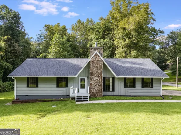 6201 Hillpine Dr, Douglasville, GA 30135