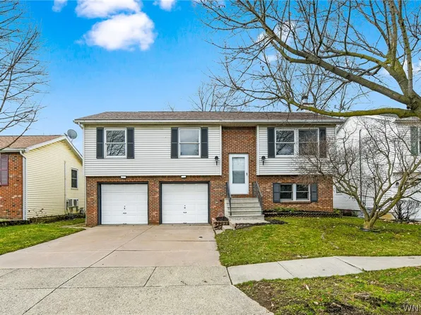 30 Rebecca Park, Buffalo, NY 14207