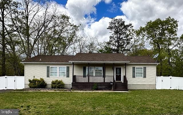 1st image of 504 Menantico Ave