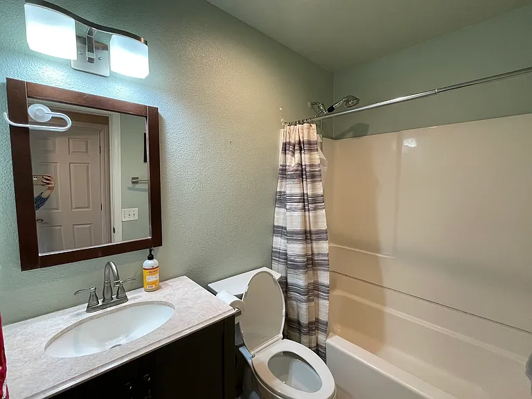 8221 Valdosta Ave — Photo 13
