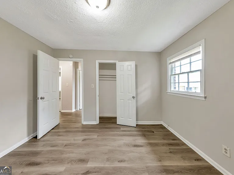 118 Victor Cir NW — Photo 9