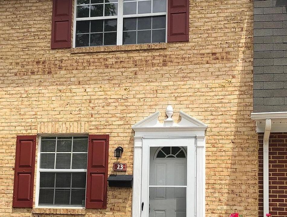 1st image of 23 Heritage Ct