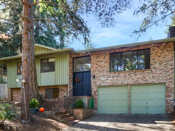 1100 Brookside Dr, Eugene, OR 97405