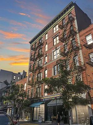 Rented by Bold New York | media 18