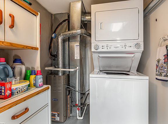 3rd image of 9400 S 79th Ave APT 1