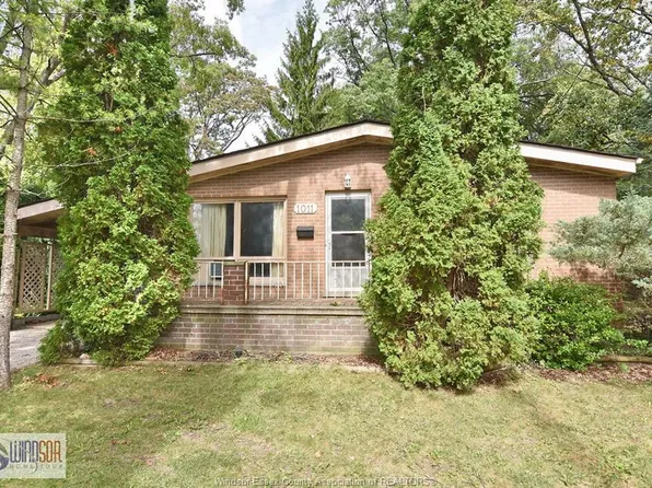 1011 Laurier Dr, Lasalle, ON N9J 1N2