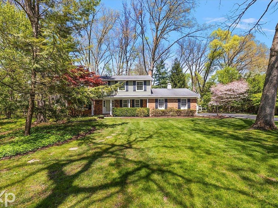 1st image of 28040 Forestbrook Dr
