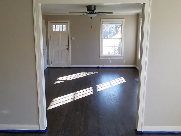 1822 W 37th St — Photo 26