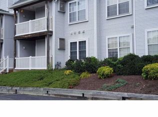 205 Waters Edge Dr, Newark, DE 19702