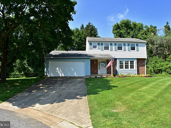 2nd image of 21 Winfield Dr