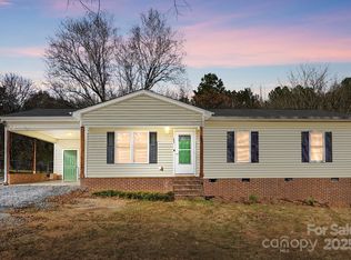 303 Ellenwood Dr, Albemarle, NC 28001