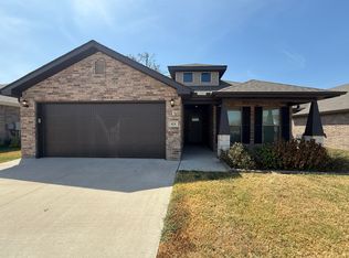 424 NW 59th Ave, Bentonville, AR 72713