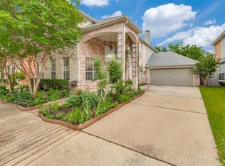 8911 Crescent Ct, Irving, TX 75063