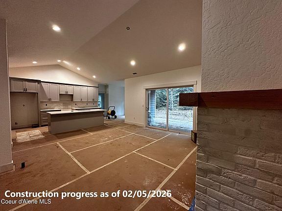 2nd image of 7705 E Howard Rd