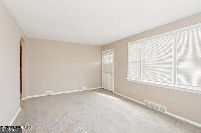 536 E Franklin St — Photo 4