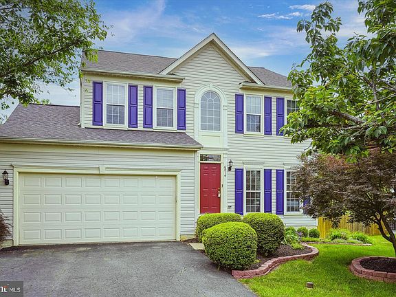 2nd image of 6914 S Dewey Ct