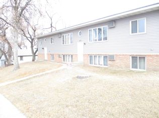 513 5th St SW, Minot, ND 58701