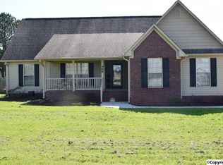 466 E Henderson Rd, Boaz, AL 35957