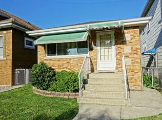 2641 Clinton Ave, Berwyn, IL 60402