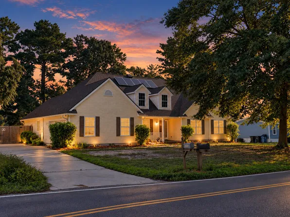 3384 Pinewood Dr, Ladson, SC 29456