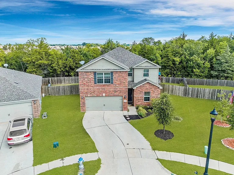 3117 Cody Ct — Photo 3