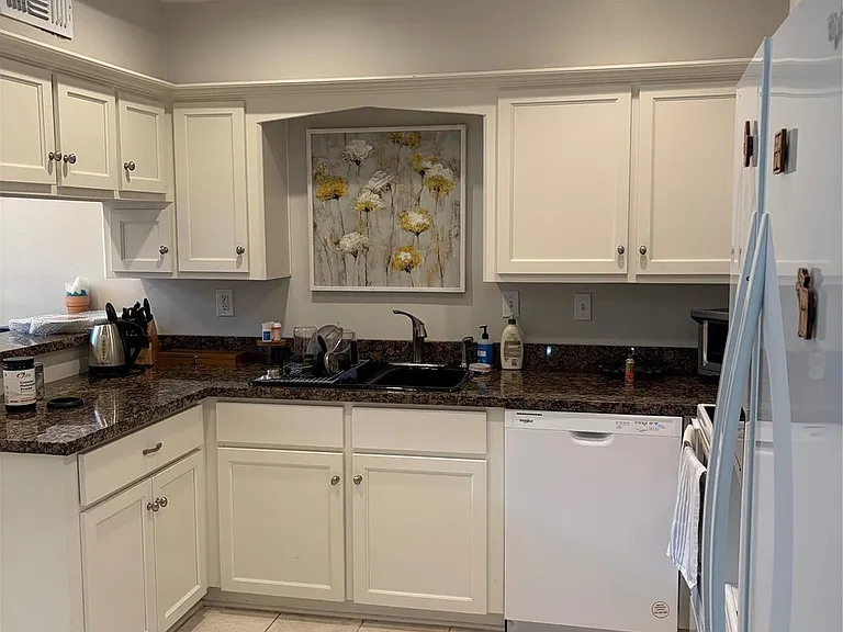 15040 Kimberley Ct — Photo 10