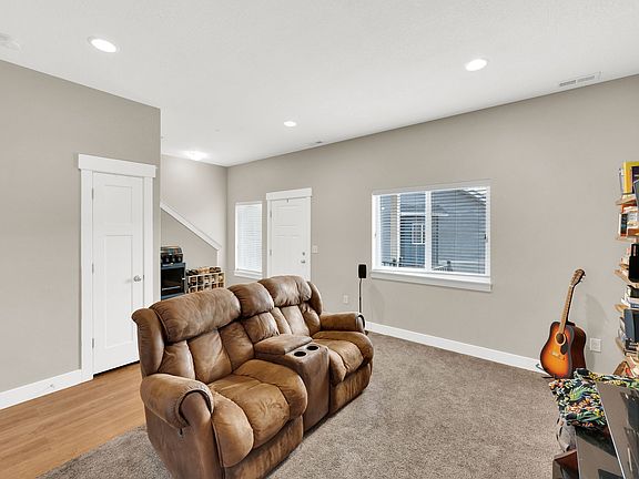 2nd image of 67 S Walker Pl