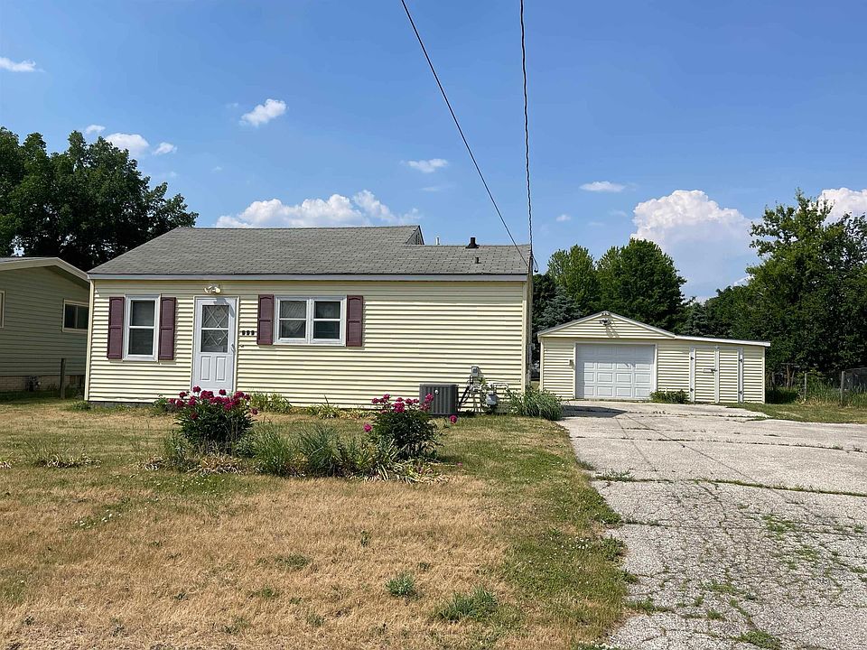 1st image of 701 E End Ave