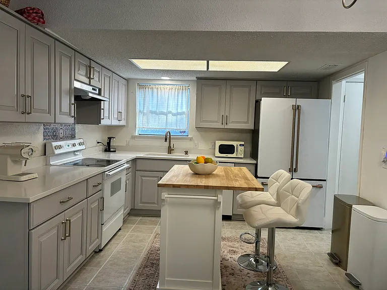 1305 Northridge Dr — Photo 15