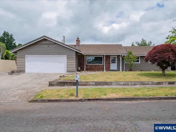 1975 E Pine St, Stayton, OR 97383
