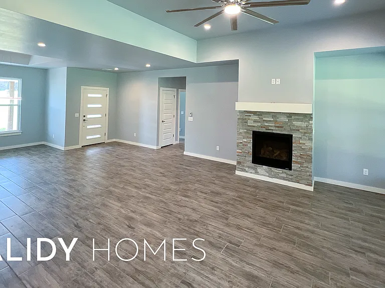 1760 Salma Rd — Photo 5