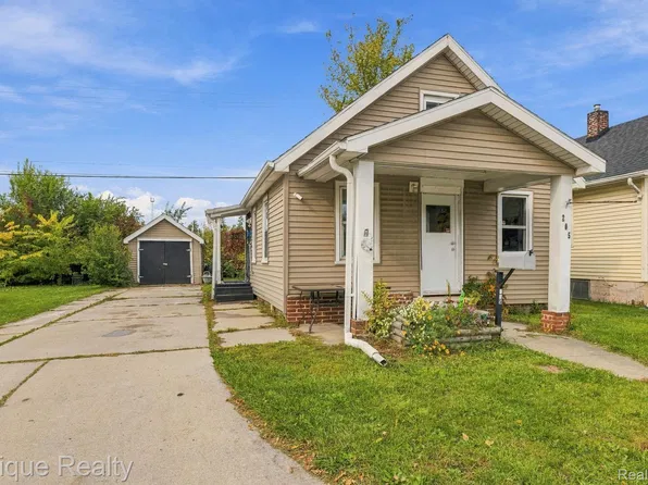 205 17th St, Port Huron, MI 48060