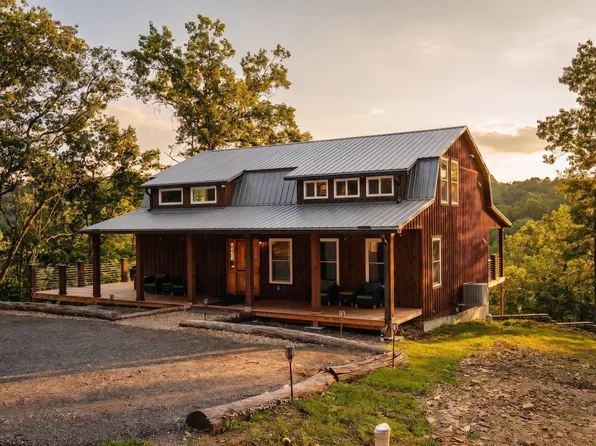 12089 Cantwell Cliff Rd, Rockbridge, OH 43149